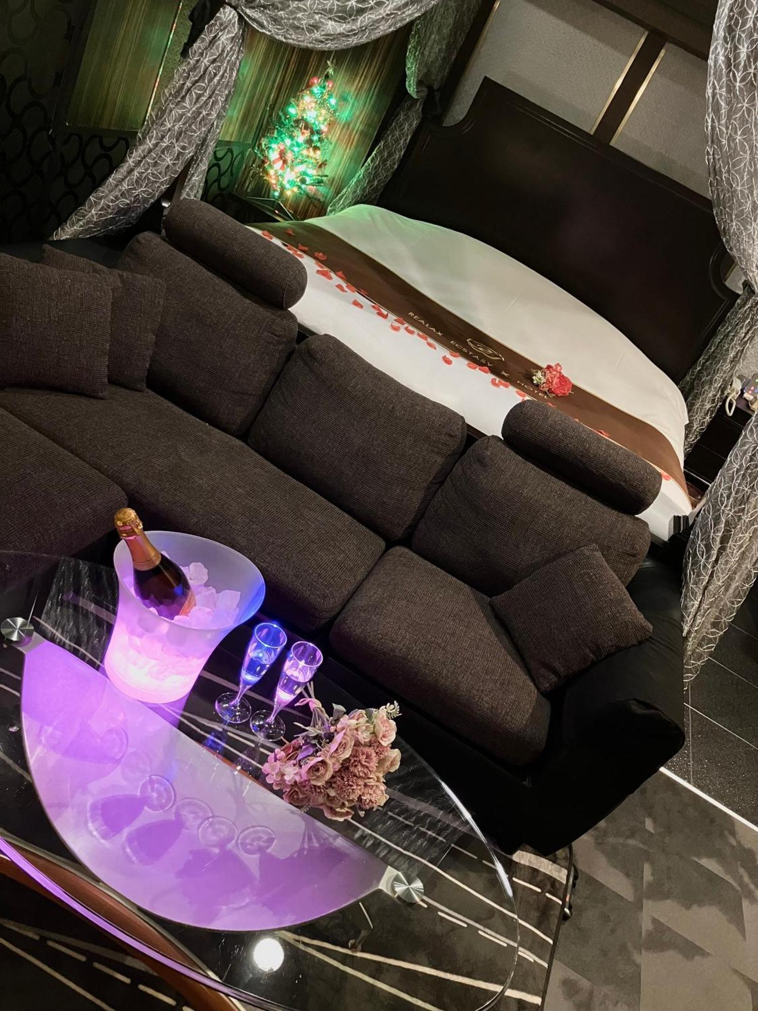 X Hotel - Adult Only- Sayama Bagian luar foto