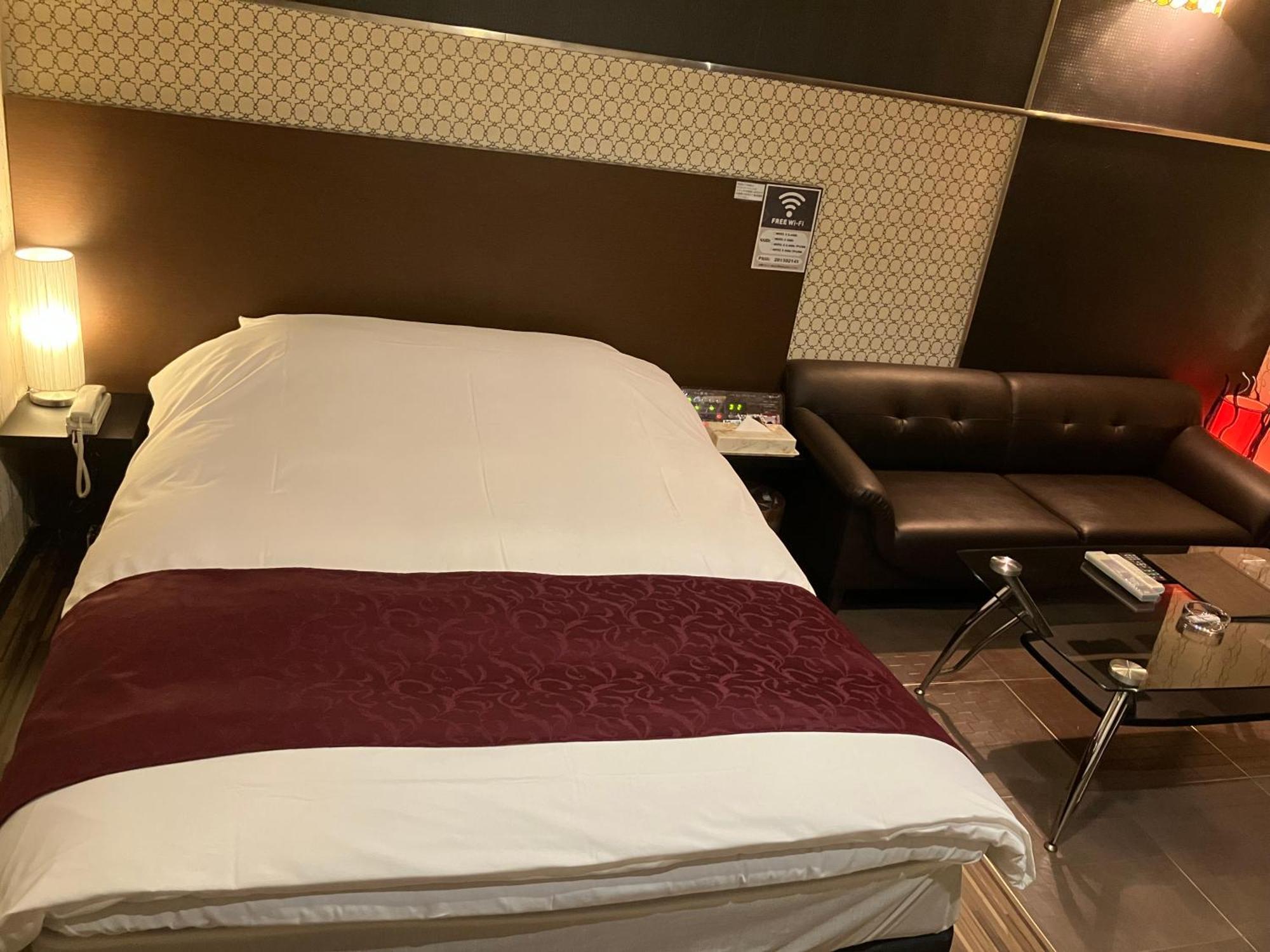 X Hotel - Adult Only- Sayama Bagian luar foto
